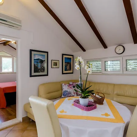 Marina View Apartment *